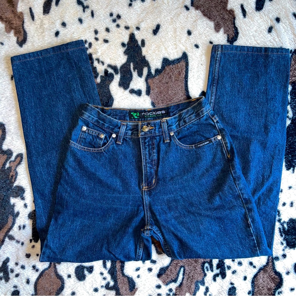 Rockie mountain jeans! Dark wash denim with back pockets! Tag size 28/7 M